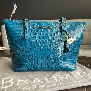 Brahmin medium Asher tote in blue